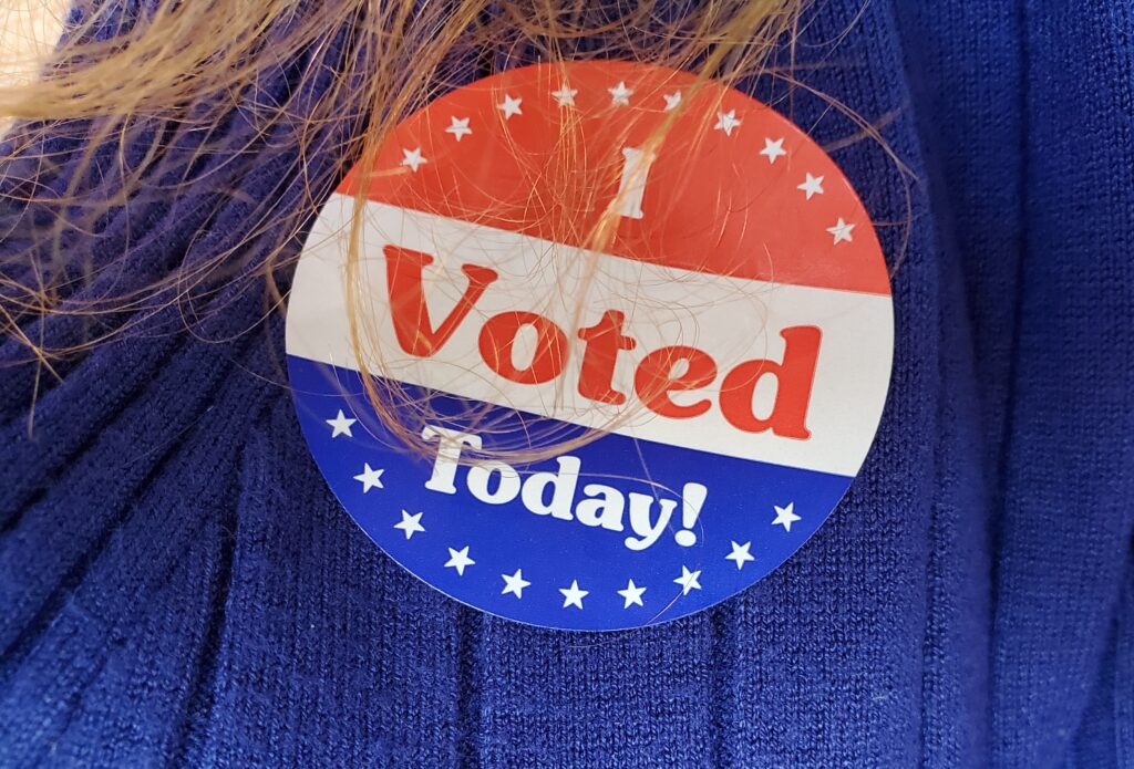 TuiBooks Here be dragons…and griffins…and vampires…and puppies